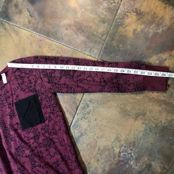 Zella Girls Pullover Crew Neck Front Pocket Long Sweatshirt Burgundy and Black - Picture 9 of 12
